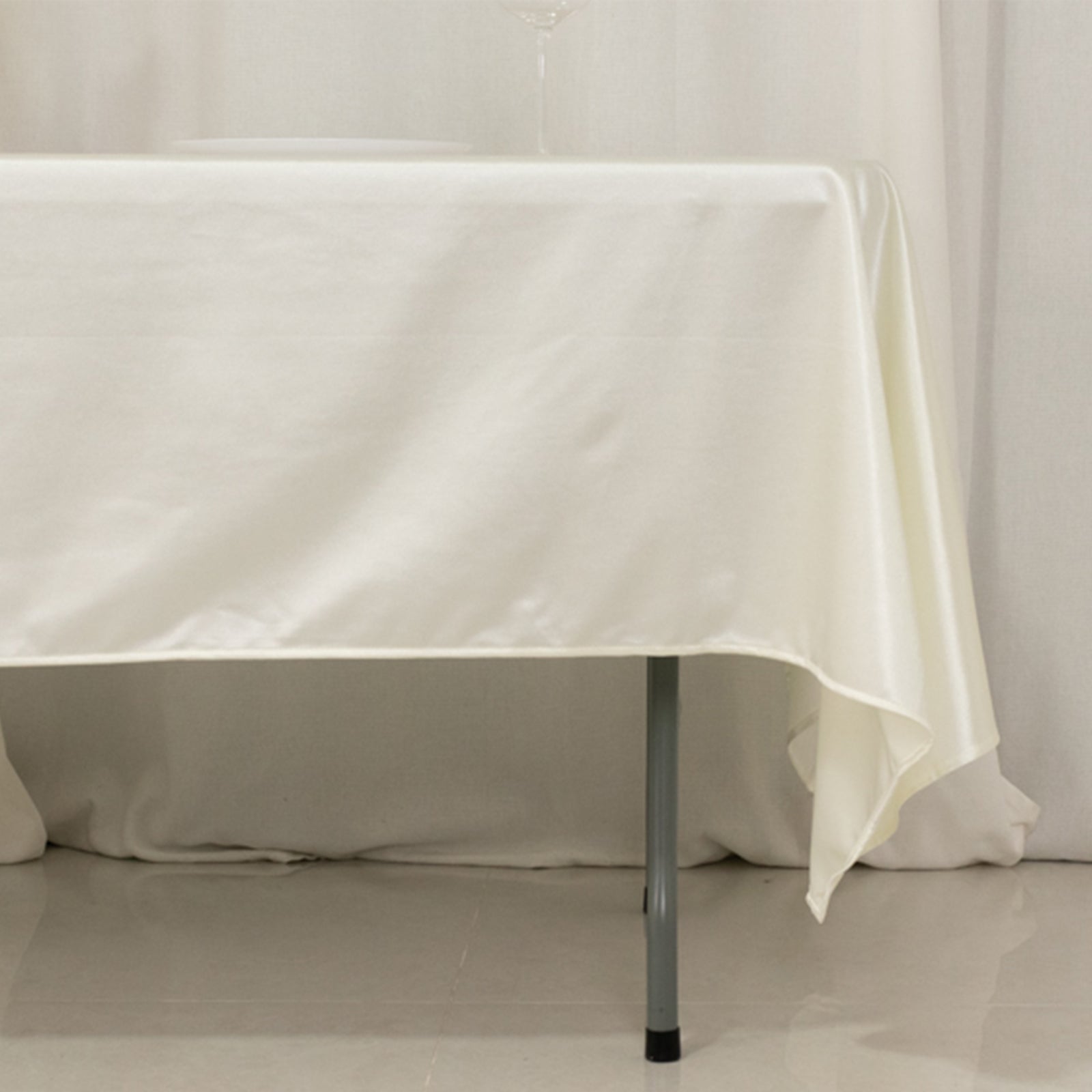 Scuba Rectangular 60"x102" Tablecloth Shimmering Pearl White - Wrinkle Free & Stain Resistant Table Cover