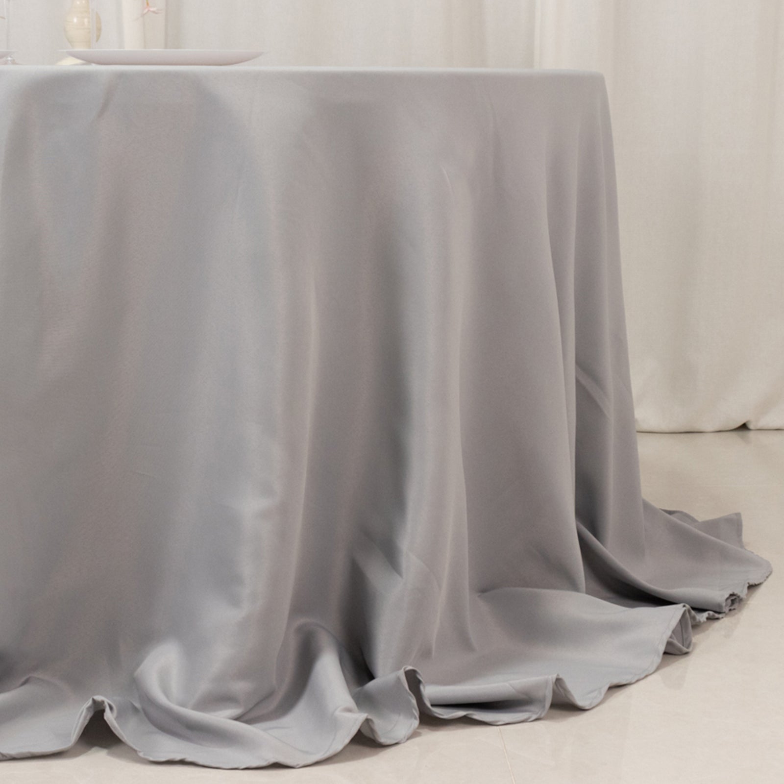 Premium Polyester 132" Round Tablecloth Silver - Seamless 220GSM Wrinkle-Resistant Table Cover